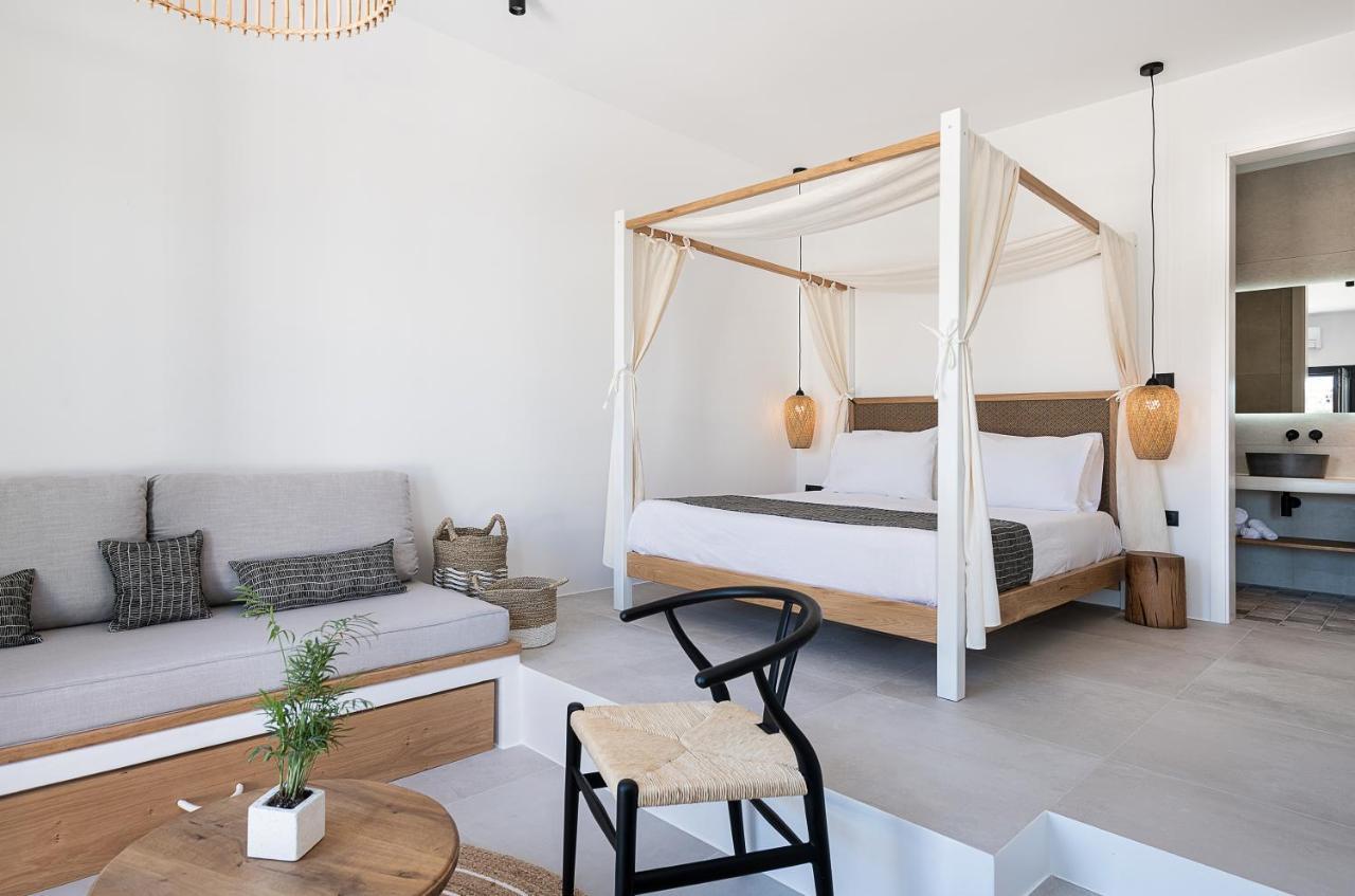 Athina Milos Suites Adamantas  Buitenkant foto