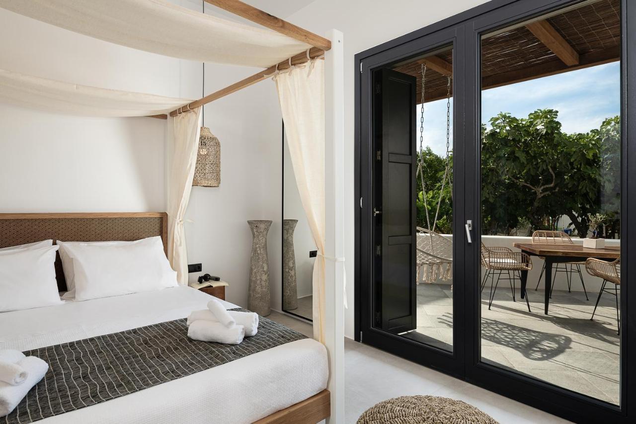 Athina Milos Suites Adamantas  Buitenkant foto