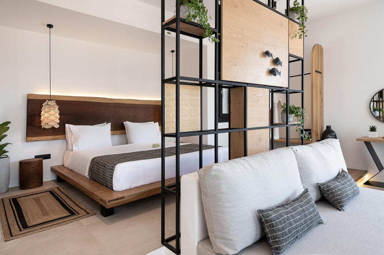 Athina Milos Suites Adamantas  Buitenkant foto