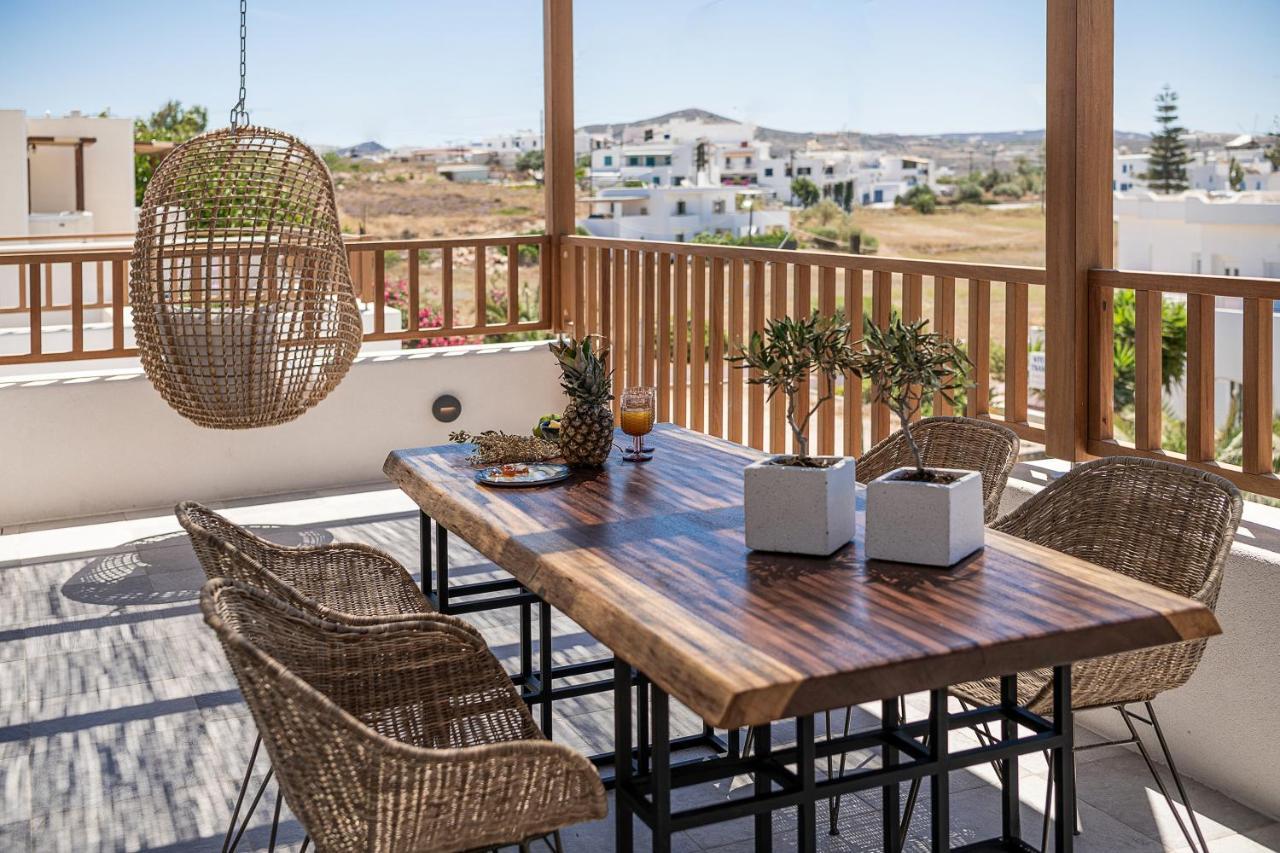Athina Milos Suites Adamantas  Buitenkant foto