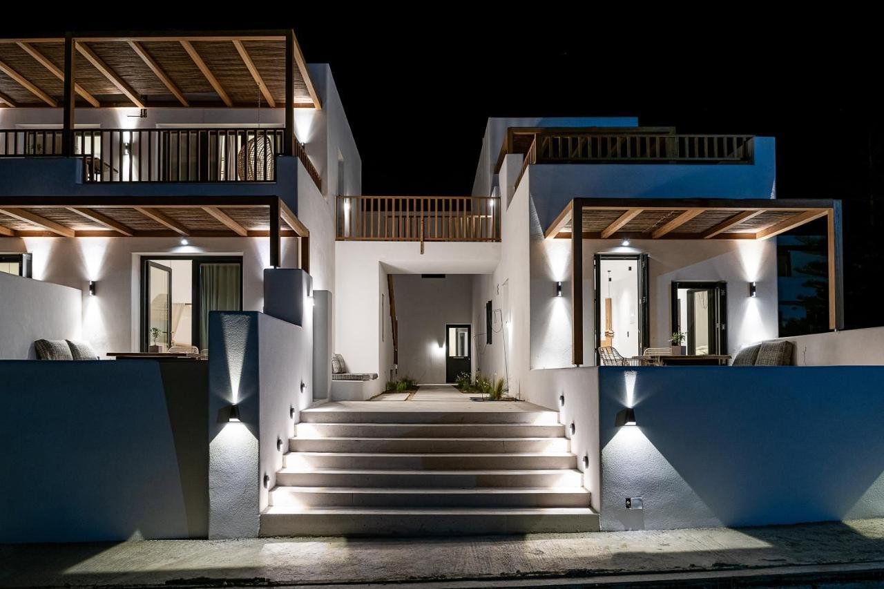 Athina Milos Suites Adamantas  Buitenkant foto