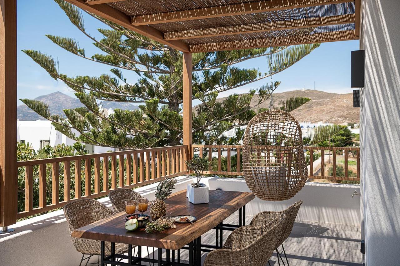 Athina Milos Suites Adamantas  Buitenkant foto