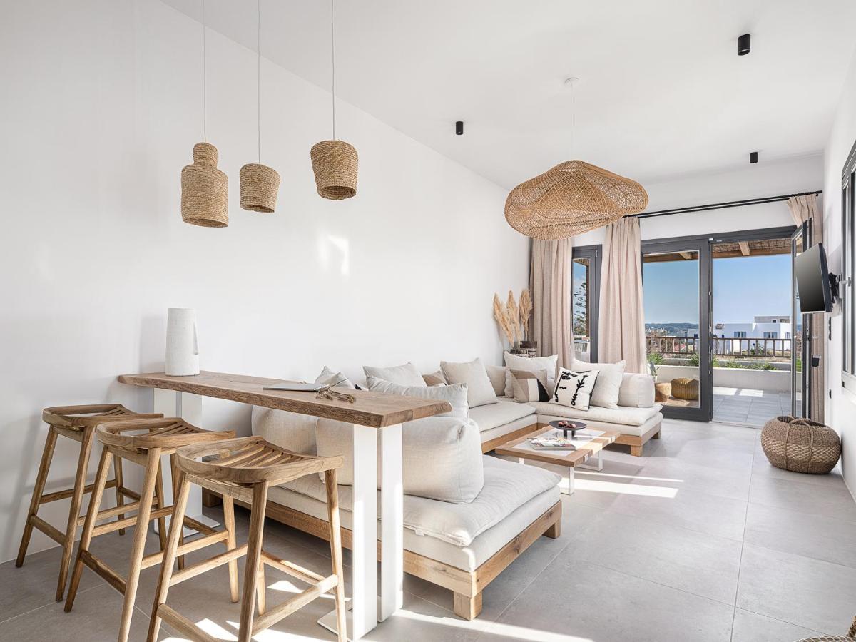 Athina Milos Suites Adamantas  Buitenkant foto