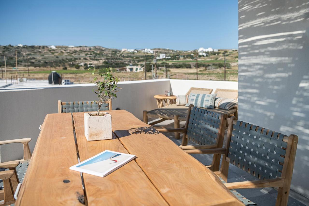 Athina Milos Suites Adamantas  Buitenkant foto